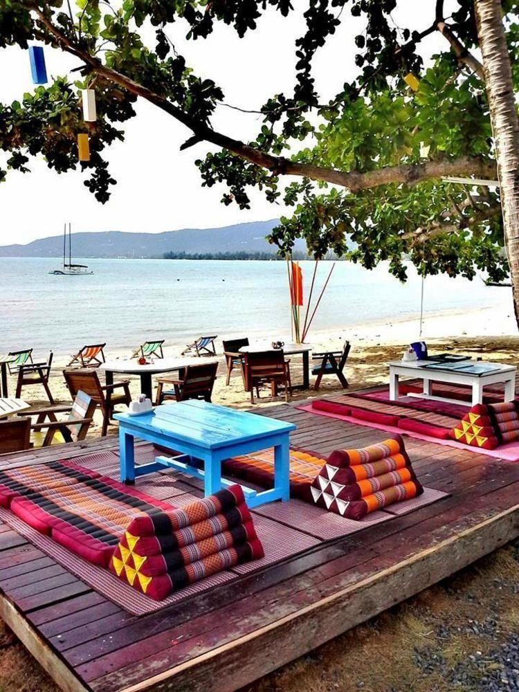 Think & Retro Cafe Lipa Noi Samui Hostel Bagian luar foto