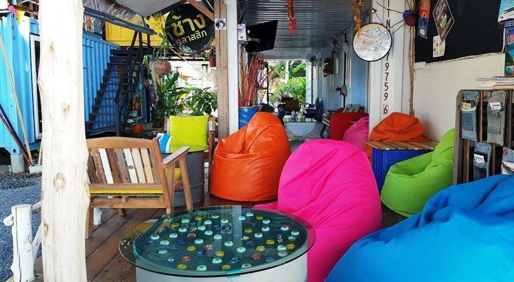 Think & Retro Cafe Lipa Noi Samui Hostel Bagian luar foto